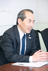 鎌木伸一氏